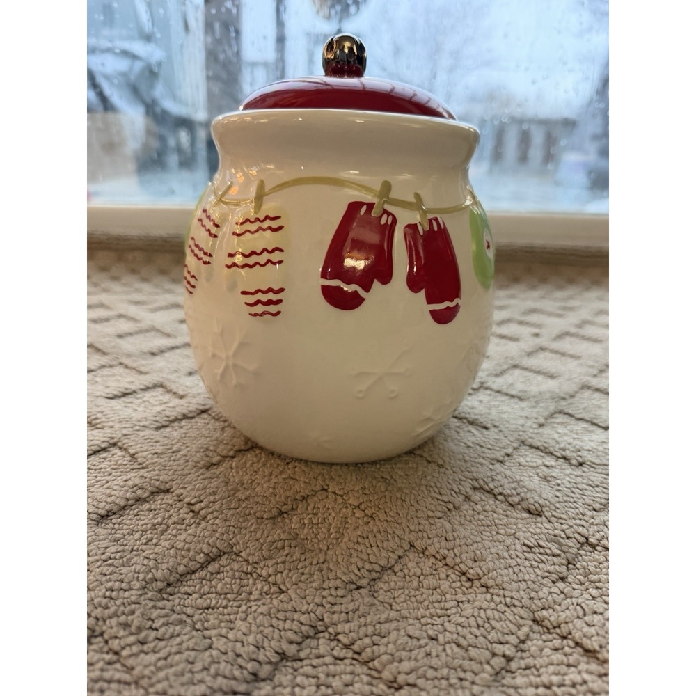 Hallmark "MIttens‎ & Snowflakes" Pattern Holiday Cookie /Snack Jar Collectible